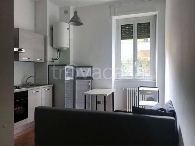 Appartamento in affitto a Centro storico, Milano