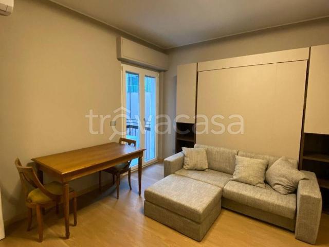 Appartamento in affitto a Cantù, Lombardia