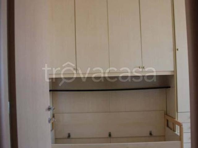 Appartamento in affitto a Municipio 9, Milano