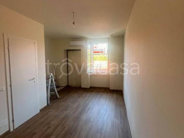 Monolocale in affitto a Nolo, Milano