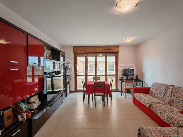 Appartamento in affitto a Quinto Romano, Milano