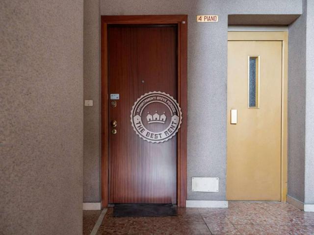 Appartamento in affitto a Municipio 9, Milano