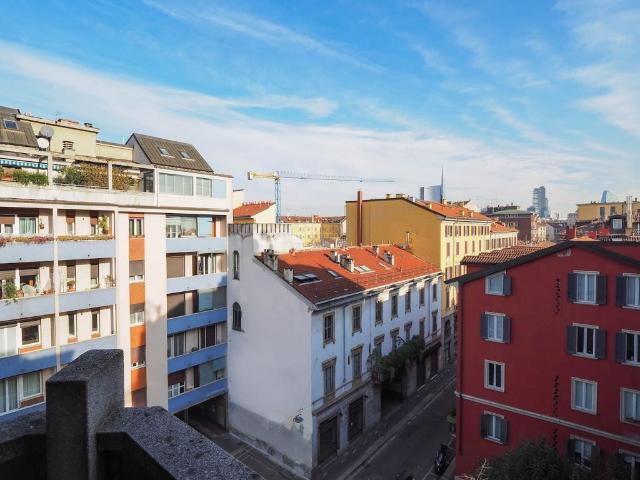 Appartamento in affitto a Centro storico, Milano