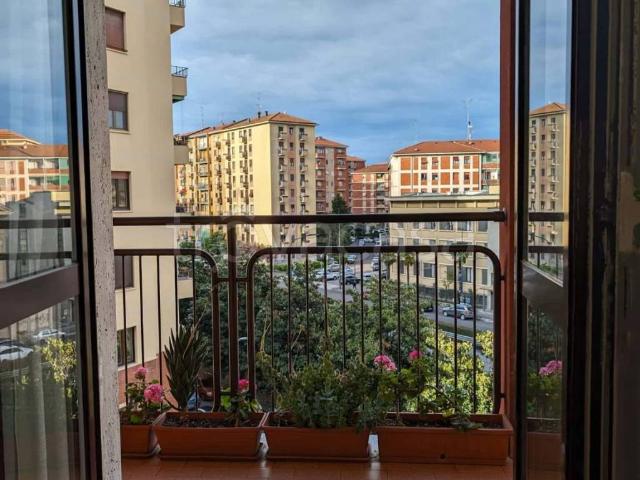 Appartamento in affitto a Municipio 4, Milano