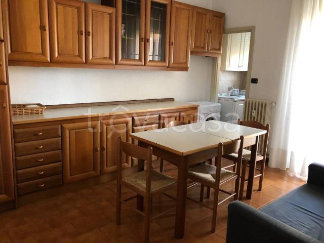 Appartamento in affitto a Municipio 7, Milano