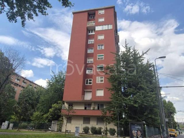 Appartamento in affitto a Municipio 8 di Milano, Milano