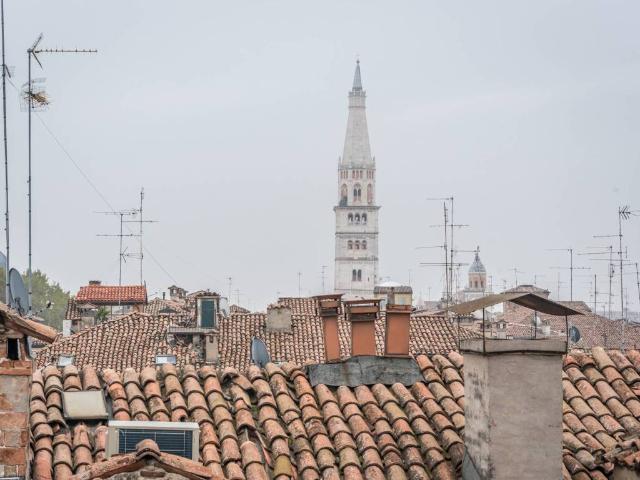 Appartamento in affitto a Centro Storico, Modena