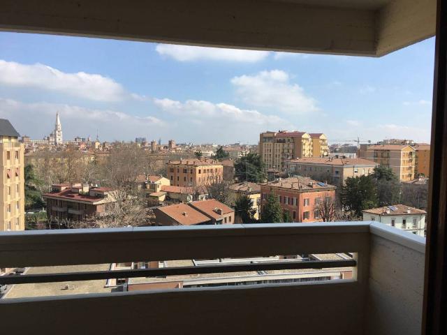 Appartamento in affitto a Centro Storico, Modena