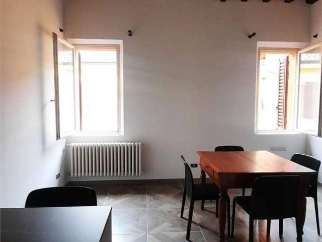 Appartamento in affitto a Centro Storico, Modena