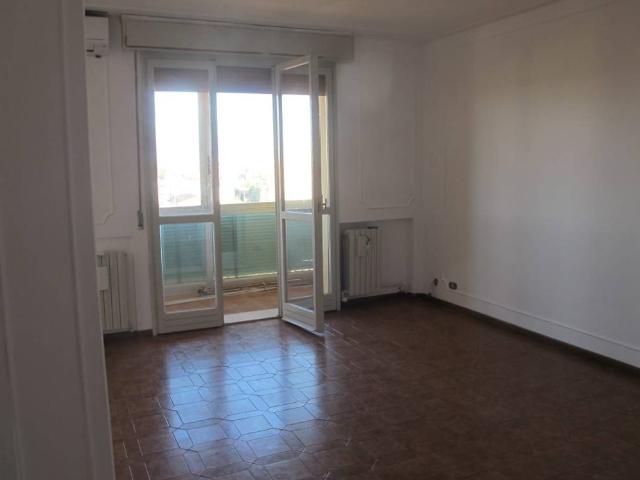 Appartamento in affitto a San Faustino-Madonnina-Quattroville, Modena