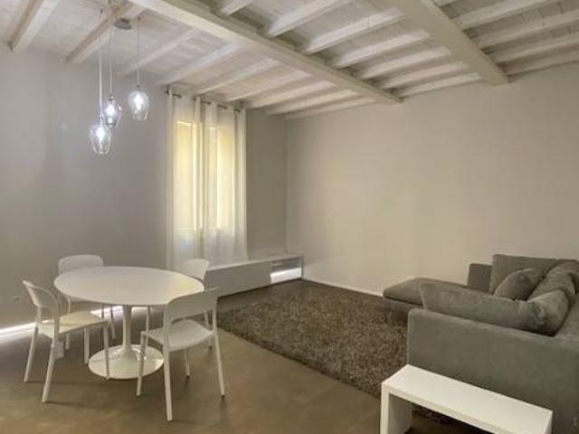 Appartamento in affitto a Centro Storico, Modena