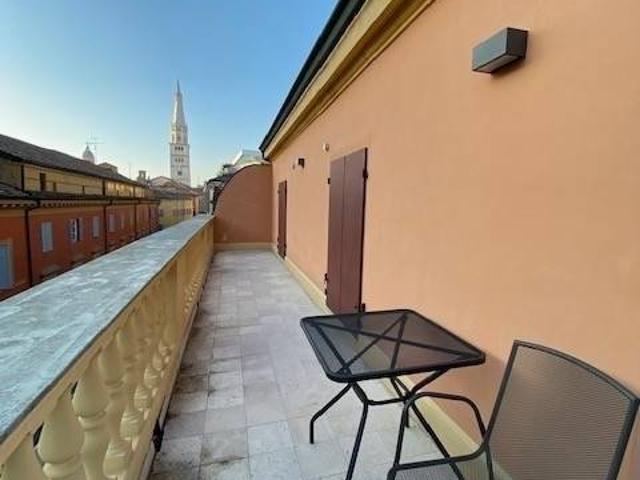 Appartamento in affitto a Centro Storico, Modena