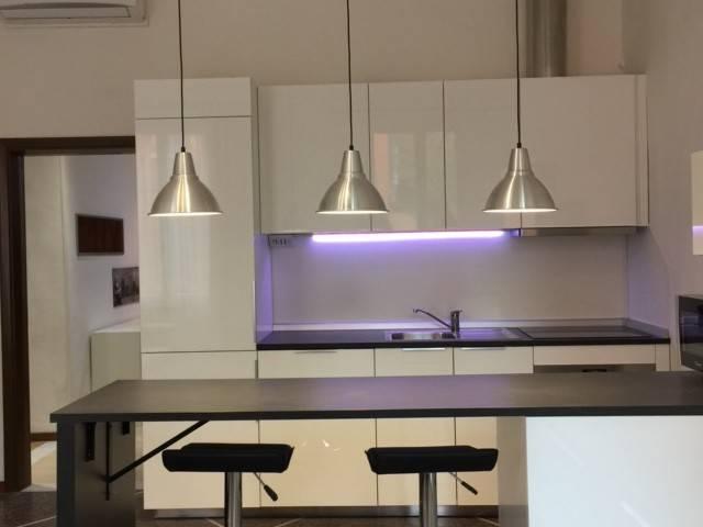 Appartamento in affitto a Centro Storico, Modena