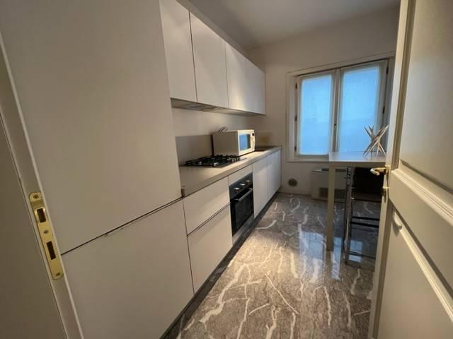 Appartamento in affitto a Centro Storico, Modena