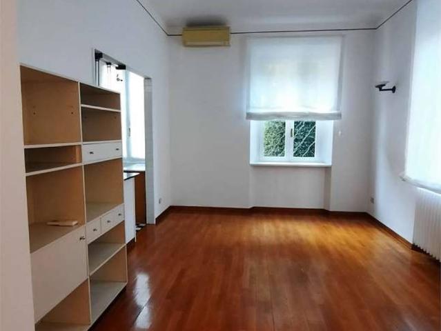 Appartamento in affitto a Centro Storico, Modena