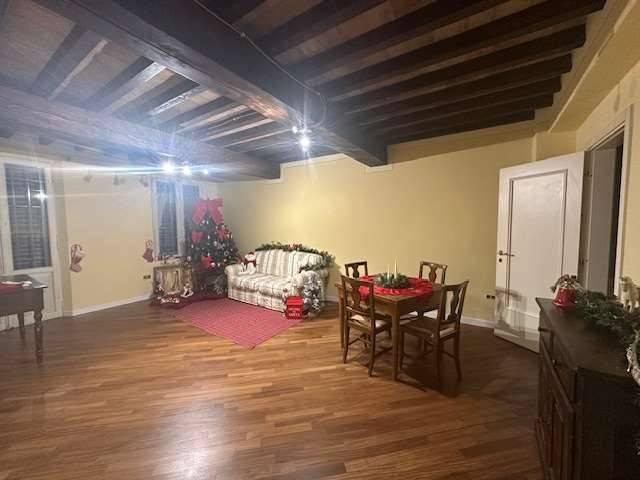 Appartamento in affitto a Centro Storico, Modena