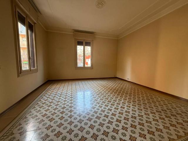 Appartamento in affitto a Centro Storico, Modena