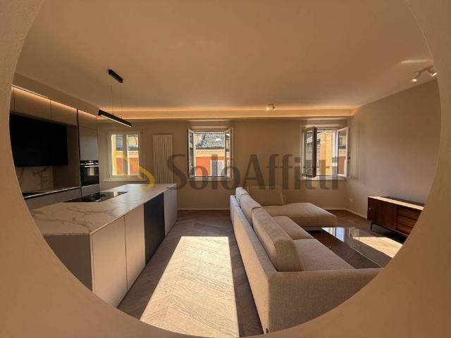 Appartamento in affitto a Centro Storico, Modena