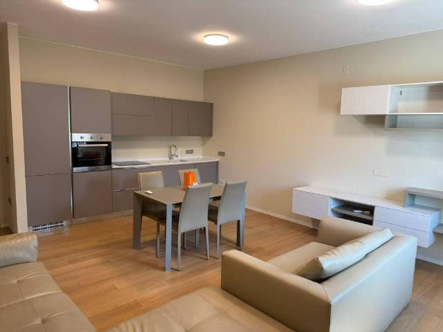 Appartamento in affitto a Centro Storico, Modena