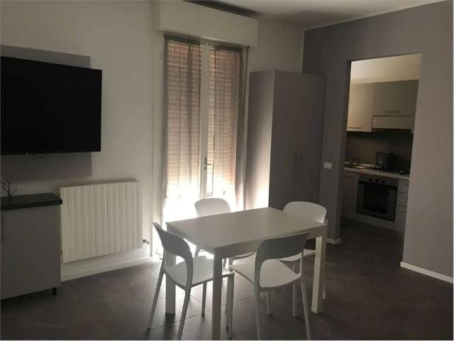 Appartamento in affitto a Modena, Reggio Emilia