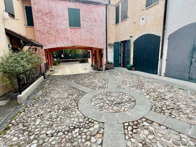 Appartamento in affitto a Colombara, Modena
