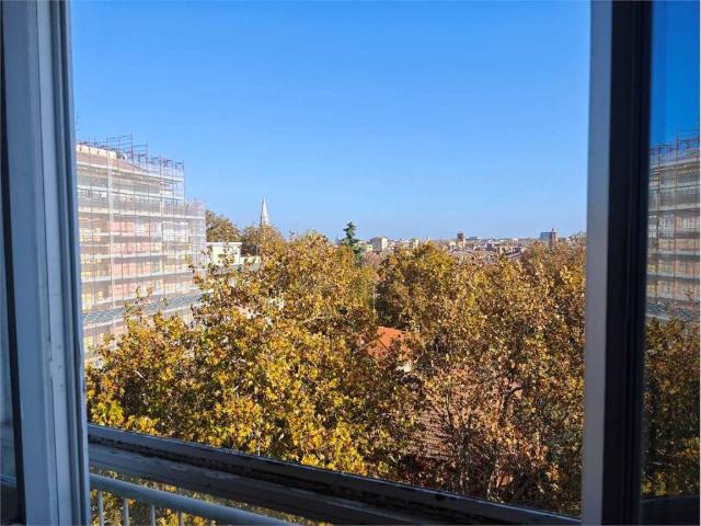 Appartamento in affitto a Centro Storico, Modena