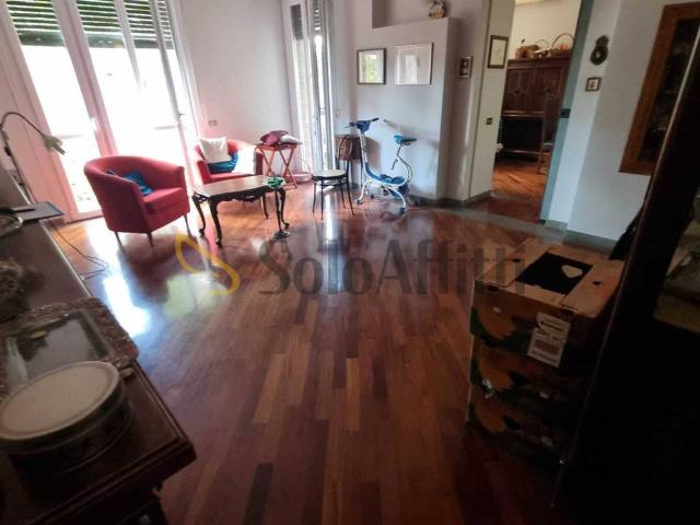 Appartamento in affitto a Centro Storico, Modena