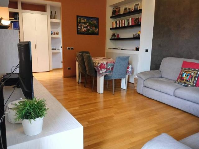 Appartamento in affitto a Modena, Quartiere Saliceto