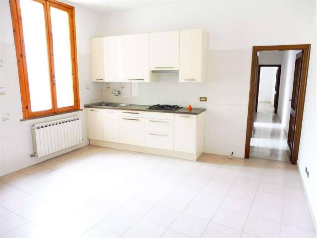 Appartamento in affitto a Centro Storico, Modena