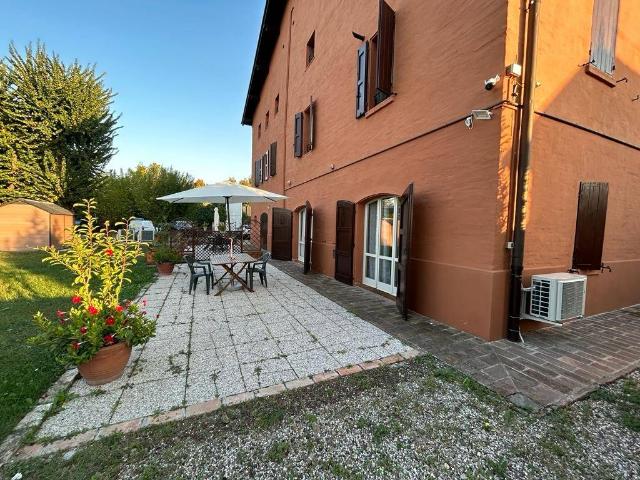 Appartamento in affitto a Modena, Reggio Emilia