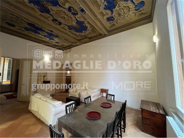 Appartamento in affitto a Centro Storico, Modena