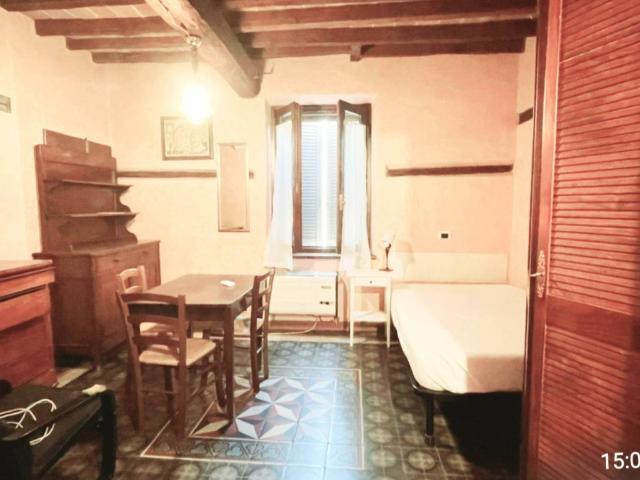 Appartamento in affitto a Centro Storico, Modena