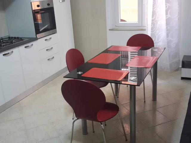 Appartamento in affitto a Centro Storico, Modena