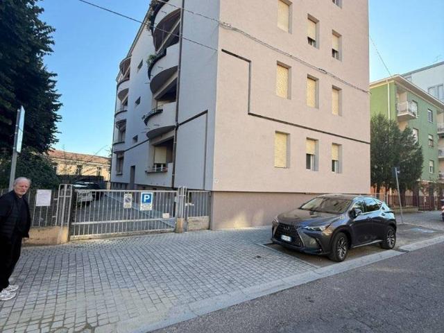 Appartamento in affitto a Sant'Agnese, Modena