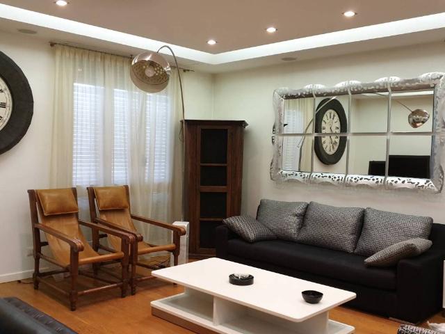 Appartamento in affitto a Centro Storico, Modena