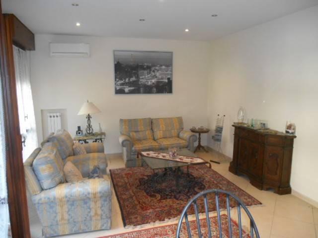 Appartamento in affitto a Crocetta, Modena