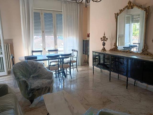 Appartamento in affitto a Centro Storico, Modena