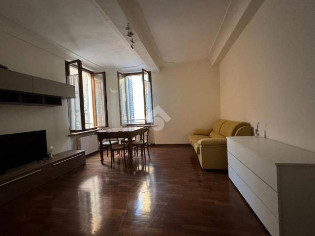 Appartamento in affitto a Centro Storico, Modena