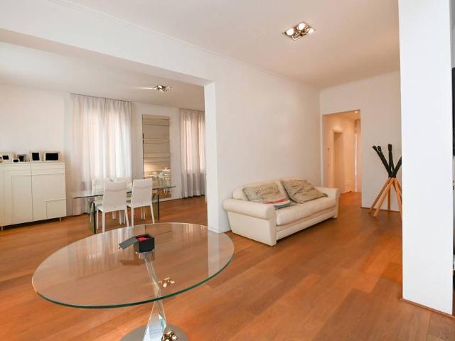 Appartamento in affitto a Centro Storico, Modena