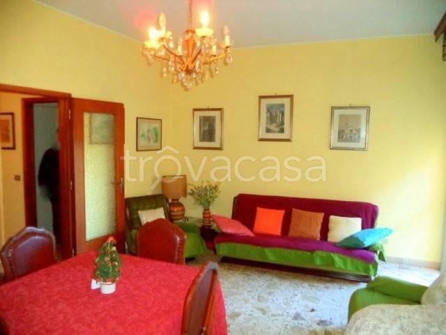 Appartamento in affitto a Modena, Reggio Emilia