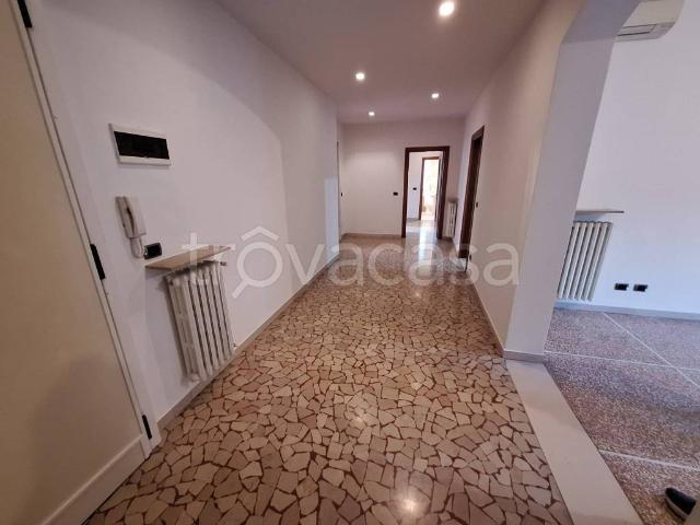 Appartamento in affitto a Sant'Agnese, Modena