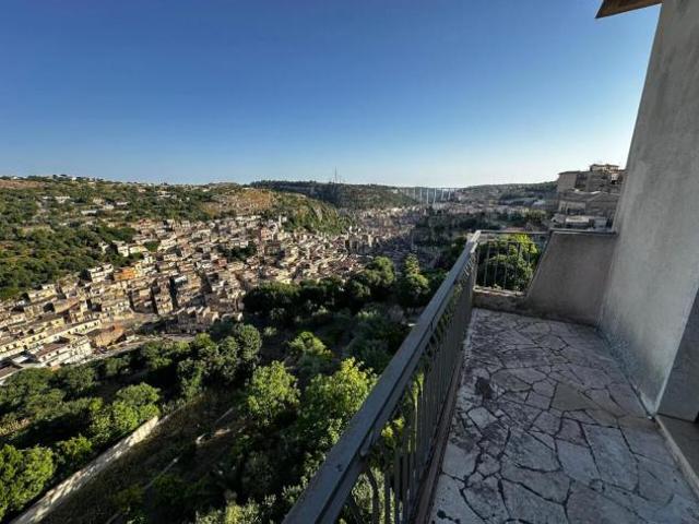 Appartamento in affitto a Modica Alta, Marina Di Modica