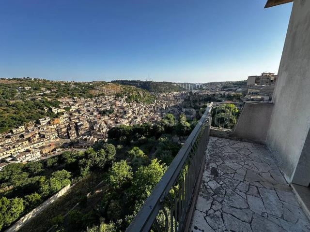 Appartamento in affitto a Modica Alta, Marina Di Modica