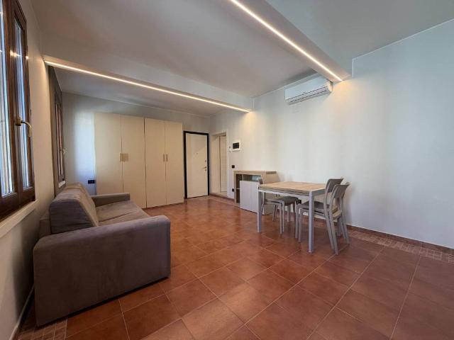 Appartamento in affitto a Moglia, Lombardia