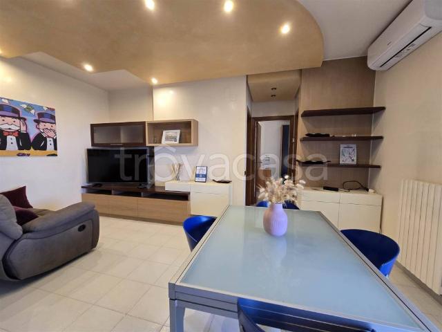 Appartamento in affitto a Puglia, Bari