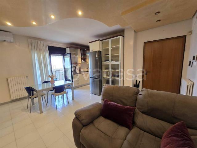 Appartamento in affitto a Puglia, Bari