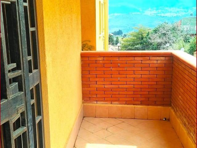 Appartamento in affitto a Aquino, Monreale