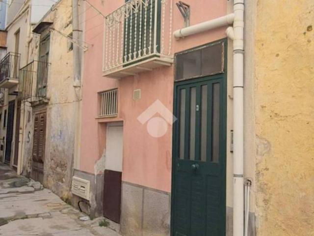 Appartamento in affitto a Aquino, Monreale