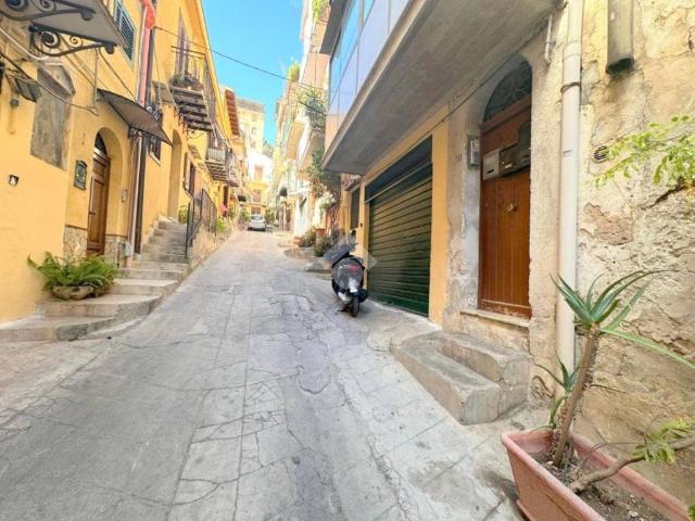 Appartamento in affitto a Villaggio Santa Rosalia, Monreale