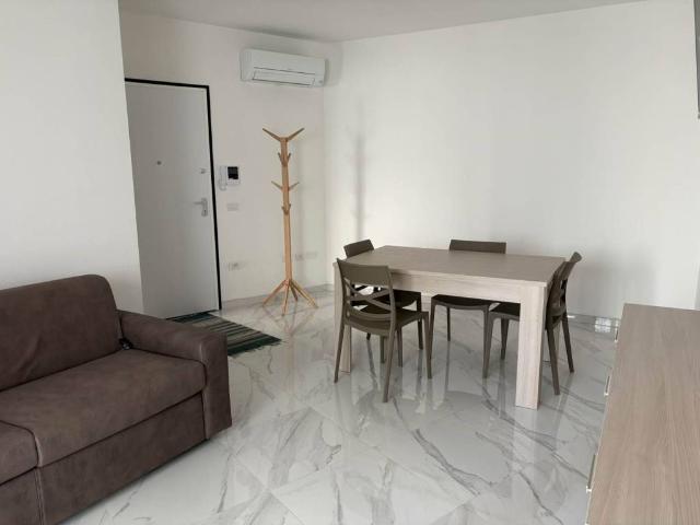 Appartamento in affitto a Monserrato, Sardigna/Sardegna